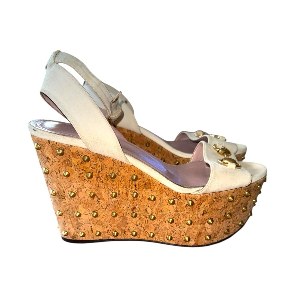 ▶️ Gucci ◀️ Liliane Suede Cork Cream and Gold Studded Sandals. Size 38 - Picture 3 of 16
